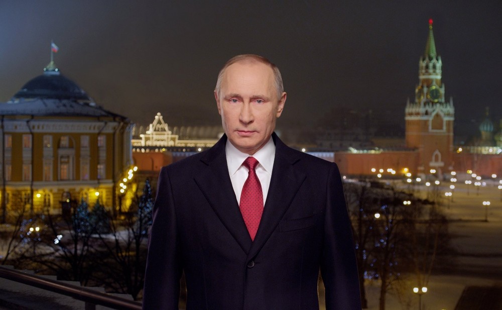 Президент России на фоне Красной площади